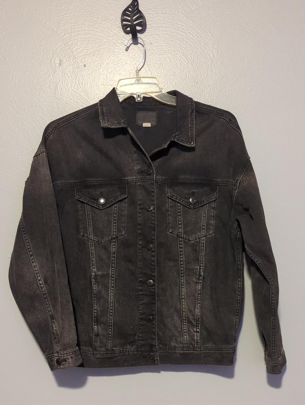 AEO American Eagle Outfitters Distressed Black Denim Jacket Button Front Small S